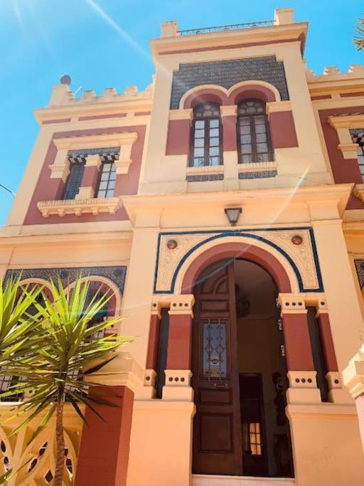 Palacete Del Porvenir Séville Extérieur photo